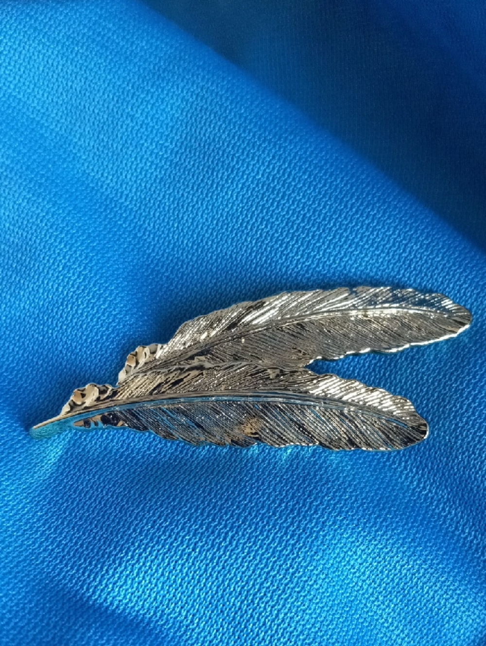 Gerrys Vintage 1977 Double Feather Quill Gold Tone Brooch Pin